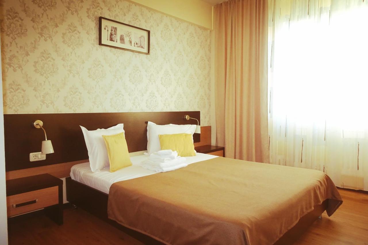 Hotel Nord Плоешти Экстерьер фото